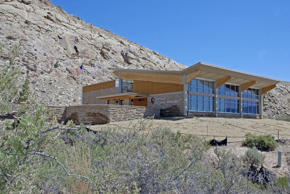 dinosaur national monument visitor center